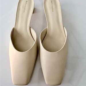 NEW Reformation Women's Cream Slip-On Mules
